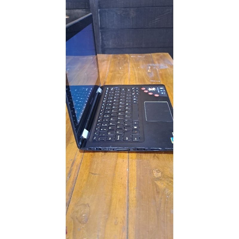 Jual LAPTOP LENOVO YOGA 300 LAYAR SENTUH DAN BISA LIPAT LAYAR 360 D