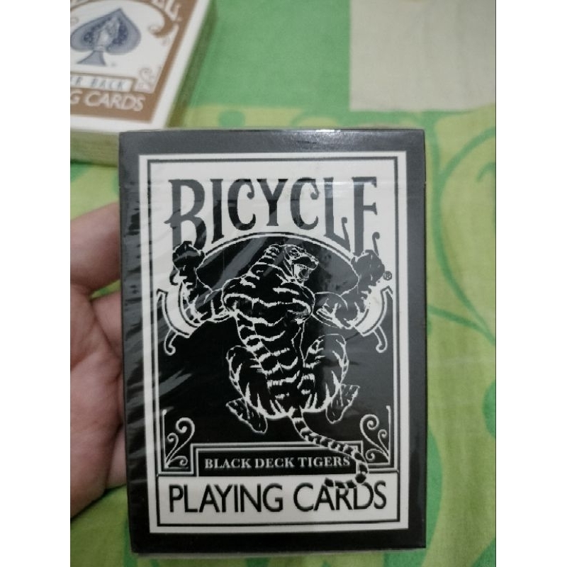 bicycle white tiger deck