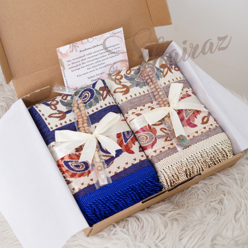 Jual Hampers Sajadah Turki Rajut Rumbai Bunga FREE GIFT CARD / Hadiah ...