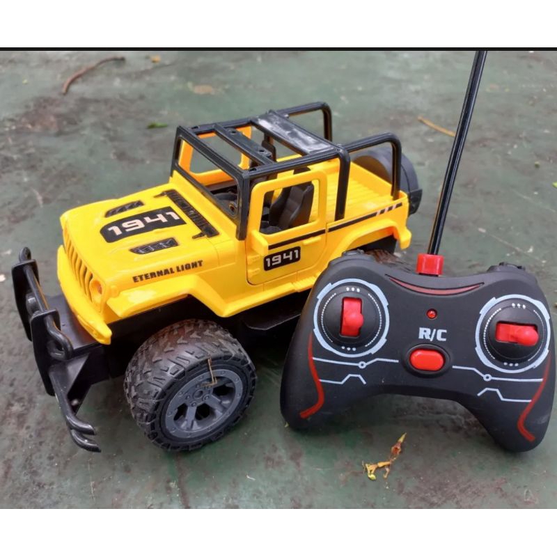 Jual Mobil Rc Buka Pintu Big Foot Remote Control Jeep Wrangler Offroad Shopee Indonesia