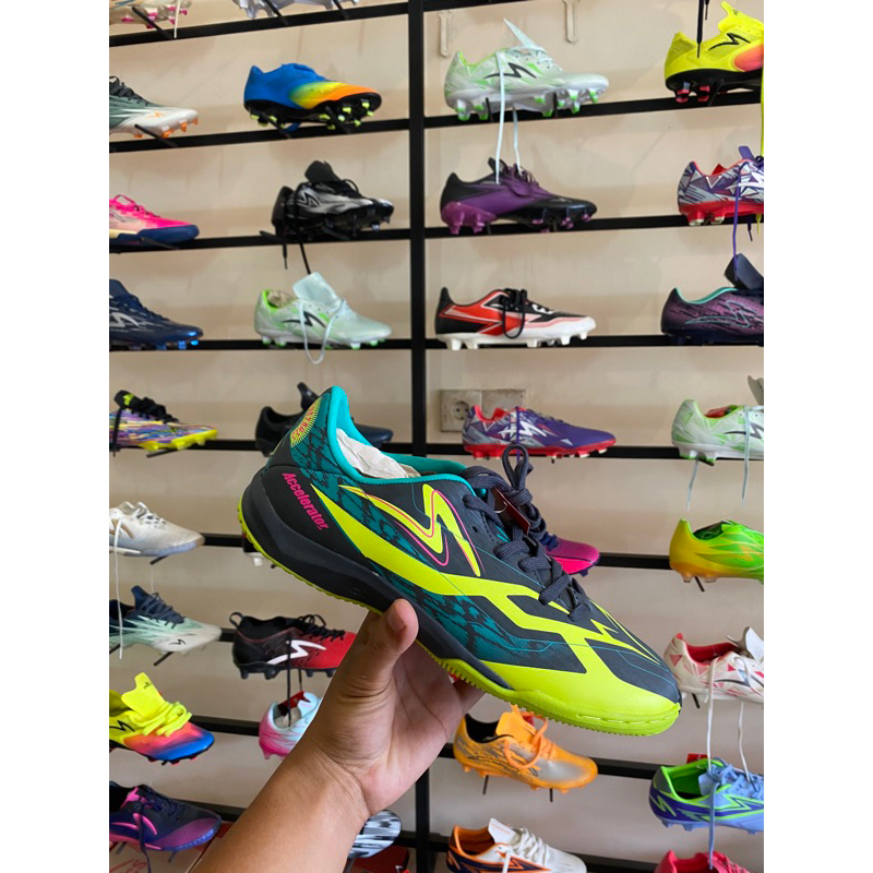 Jual sepatu specs | Shopee Indonesia