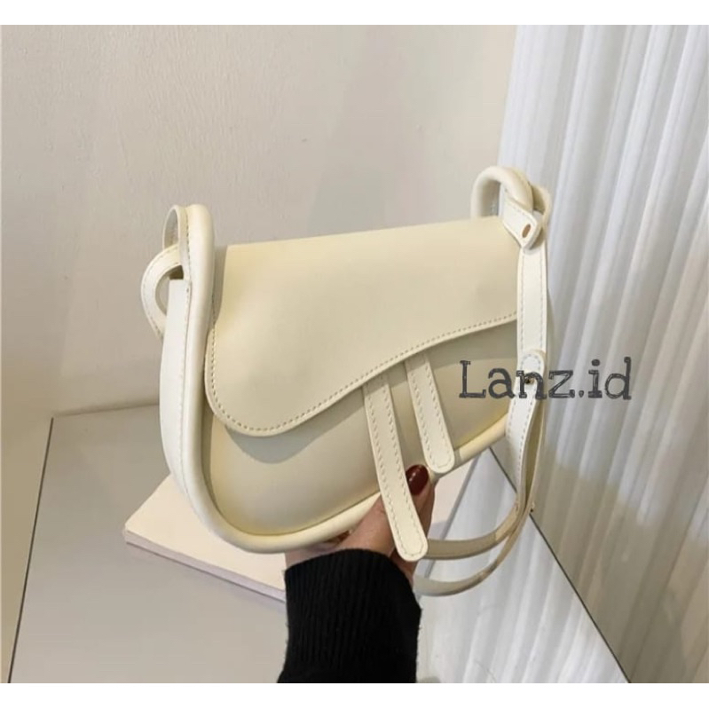 Bellezza Double Compartment 02 Sling Bag Wanita main image 1