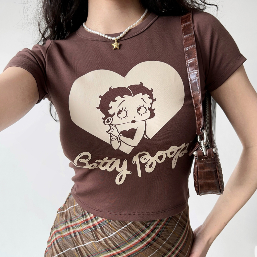 Jual BISA COD - READY - BACA DESKRIPSI - CHOCO BETTY BABY TEE - Y2K ...