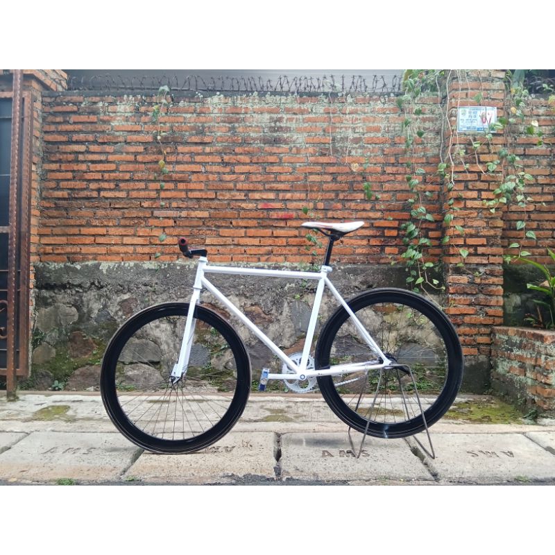 Sepedah fixie hot sale