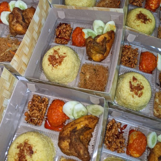 Jual Paket Nasi Box Untuk Syukuran Ulang Tahun Jumat Berkah | Nasi Box ...