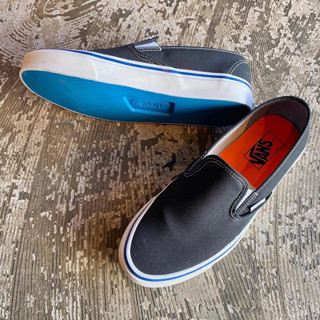 Vans slip on store 48