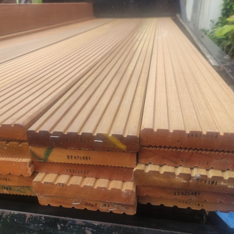 Jual Papan Lantai Kayu Outdoor Pinggir Kolam Teras Taman Pagar Decking Bengkirai Jumbo X