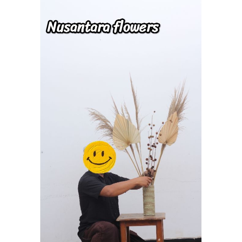Jual paket bunga kering mini lengkap termurah+vas mendong/ dekorasi ...