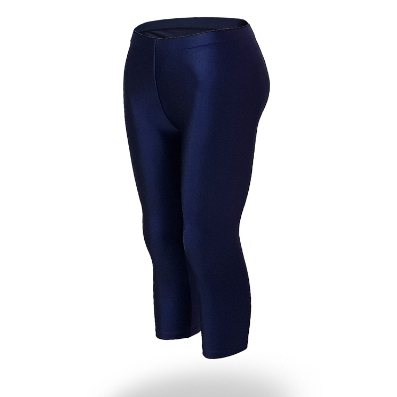 Qizlar pussies yalangoch 18 ochildi