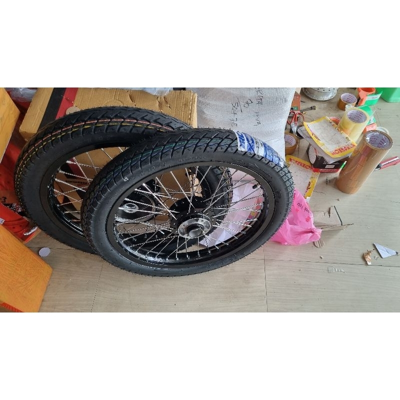 Jual velg rk king ring 18 UK 160/185 warna hitam plus ban | Shopee ...