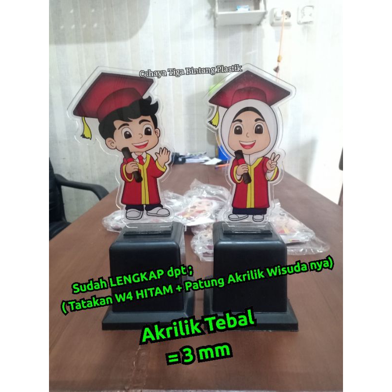 Jual Piala Akrilik Wisuda Anak / Trophy Akrilik / Akrilik Wisuda