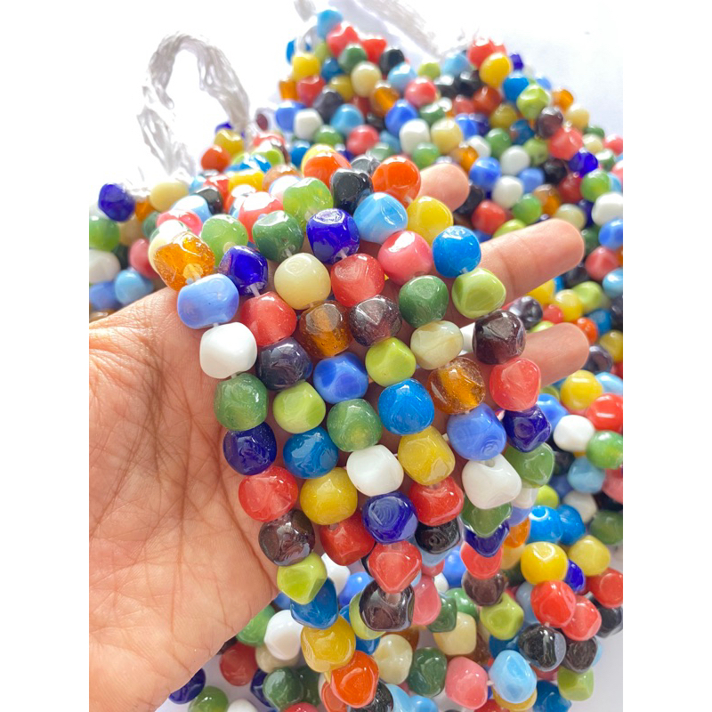 Jual manik segi 6 / manik kaca / manik Jombang / javabeads | Shopee ...