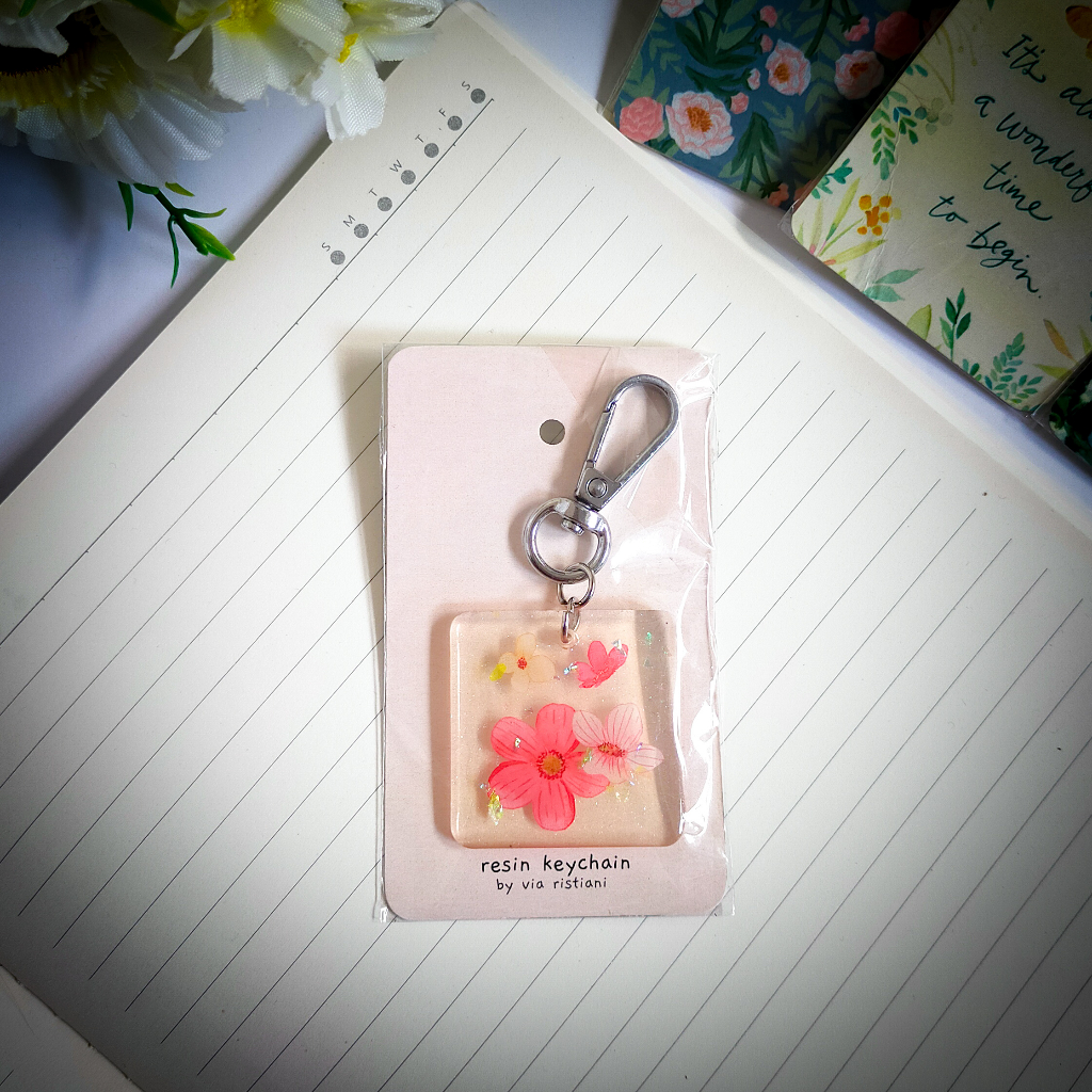 Jual Grosir Gantungan Kunci/Keychain Resin Transparant Bunga Floral ...