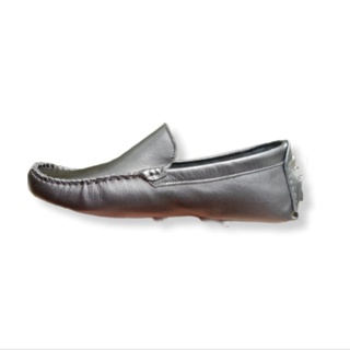 Sepatu Louis Vuitton 88001A9 Loafers Mocassim Leather Black Size 39  (24,5cm), Fesyen Pria, Sepatu , Sepatu Formal di Carousell