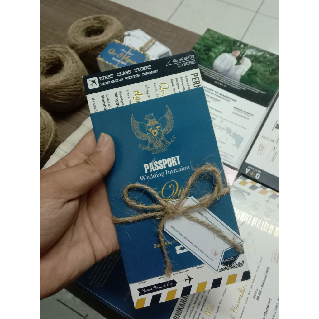 Jual Undangan Pernikahan CUSTOM Tema Pasport + Tiket Pesawat | Boarding ...