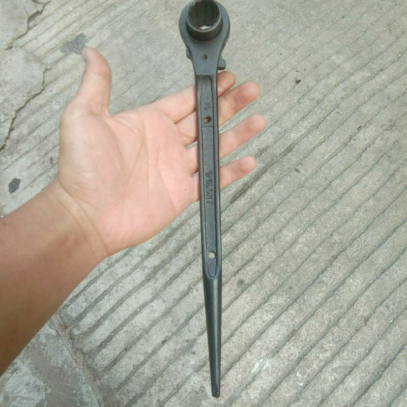 Jual Kunci Ratchet GLORY 17 X 21 Mm Doble Ring Kunci Racet Scaffolding ...