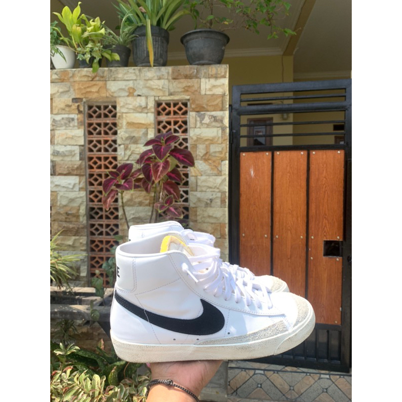 Nike blazer mid 42 5 sales