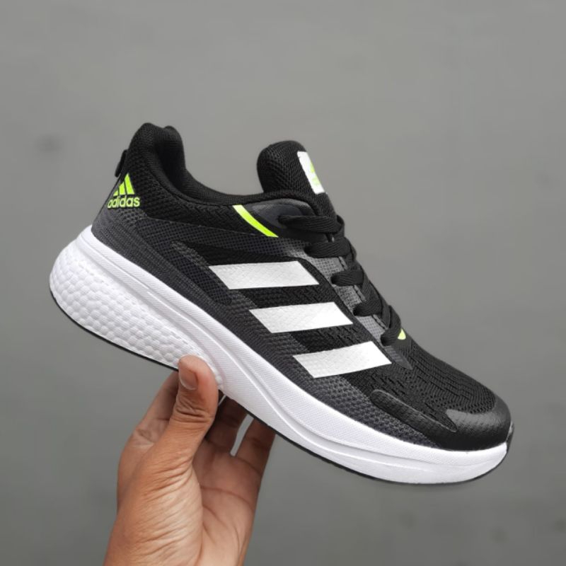 Sepatu Adidas Hitam Putih Original Vietnam Runing Pria 40 44