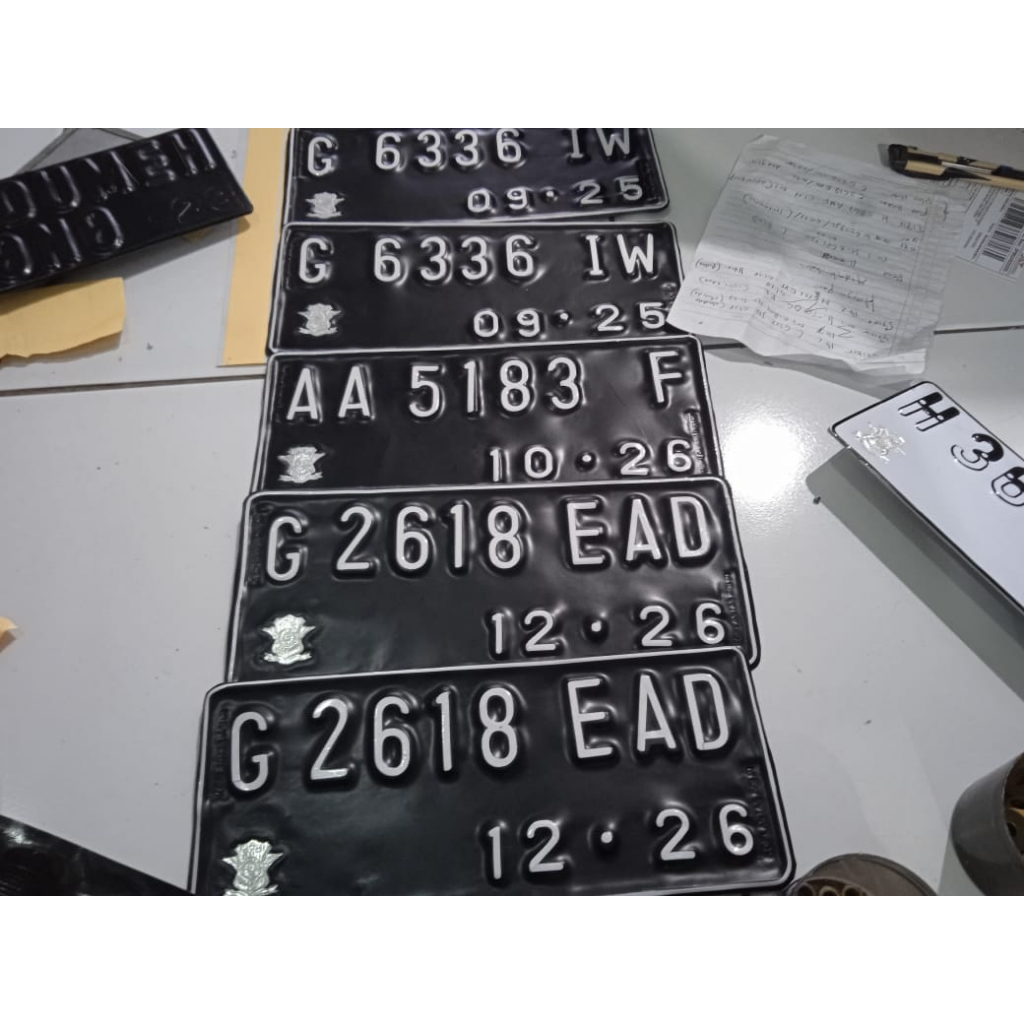 Jual PLAT NOMOR MOTOR HITAM/STICKER PUTIH | Shopee Indonesia