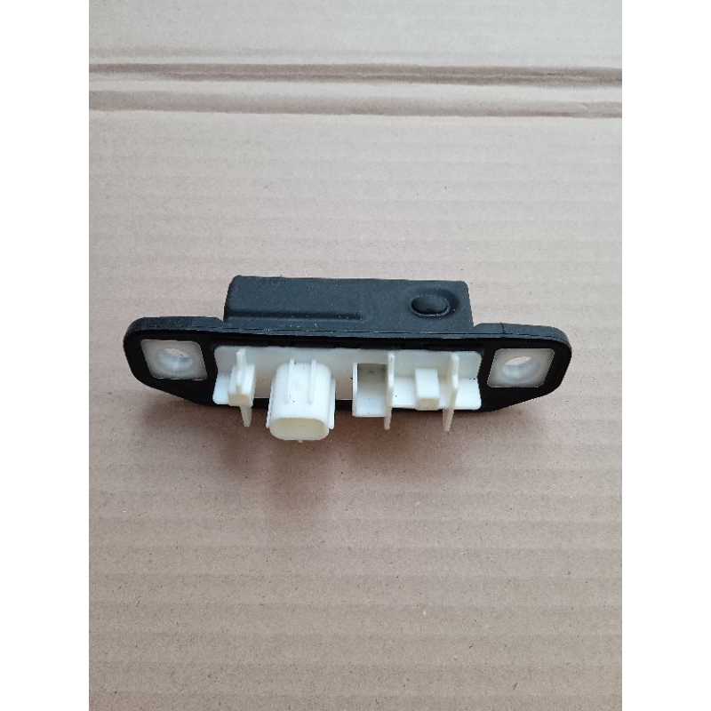 Jual switch tailgate back door toyota innova reborn venturer asli ...