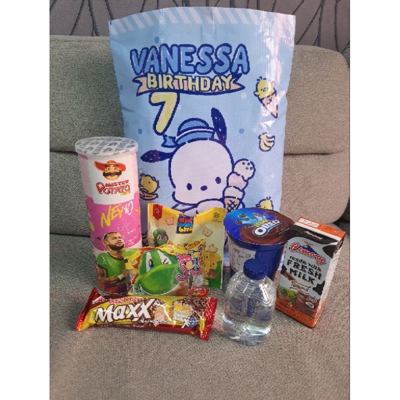 Jual contoh desain custom jumbo snack pouch, giant snack bag, goodiebag ...