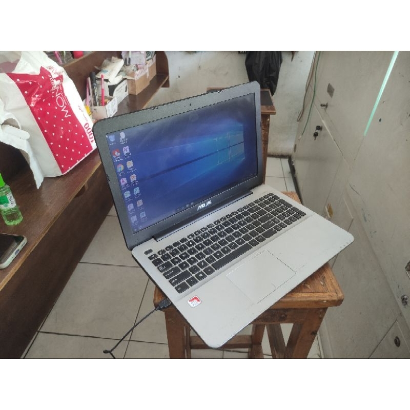 Jual Laptop Asus X555Q Ram 12gb Double hardisk AMD A129700p Radeon R7