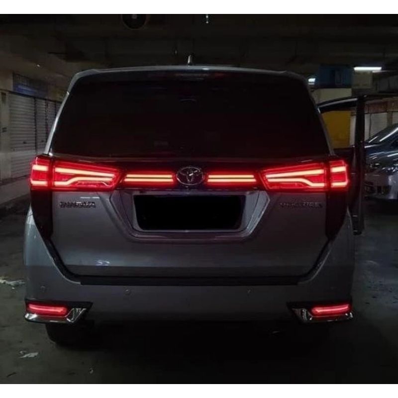 Jual TRUNKLID WELCOME LED SMOKE INNOVA REBORN 2016-2023 | Shopee Indonesia