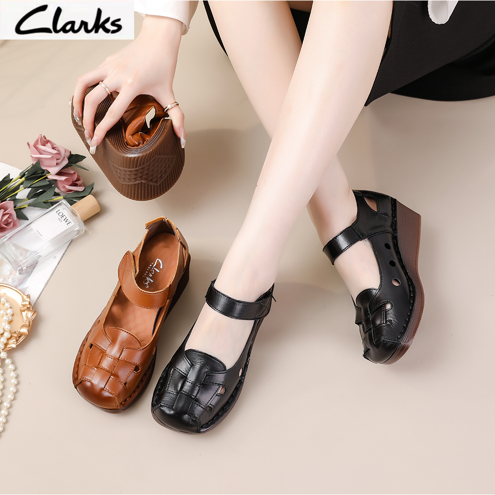 Harga store sandal clarks