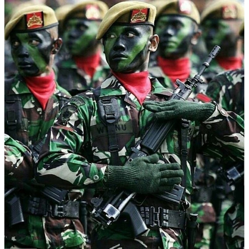Jual Dalaman TNI AD KOPASSUS PASKIBRA Syal Scraft Manset Leher Merah ...