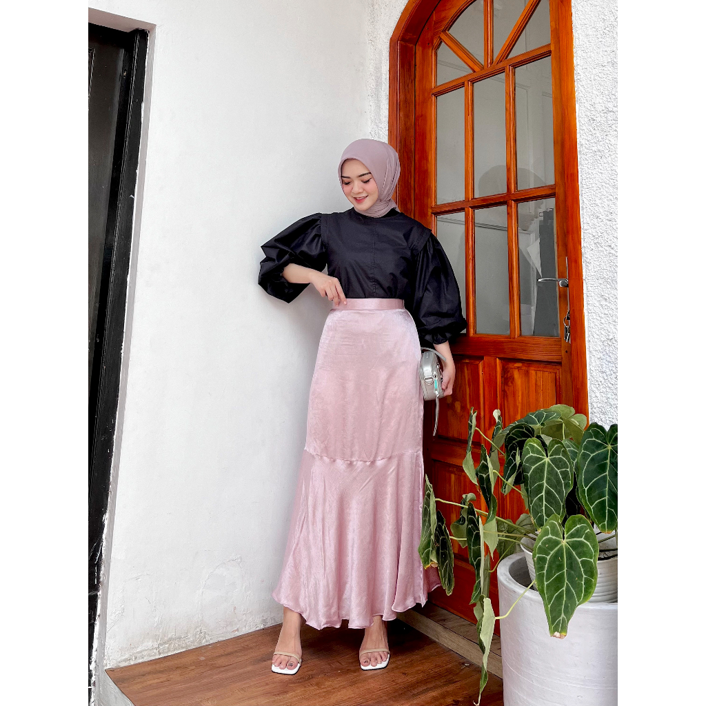 Jual Sally Skirt | Rok Silk | Korean Skirt | Rok Polos | Rok Wanita by ...