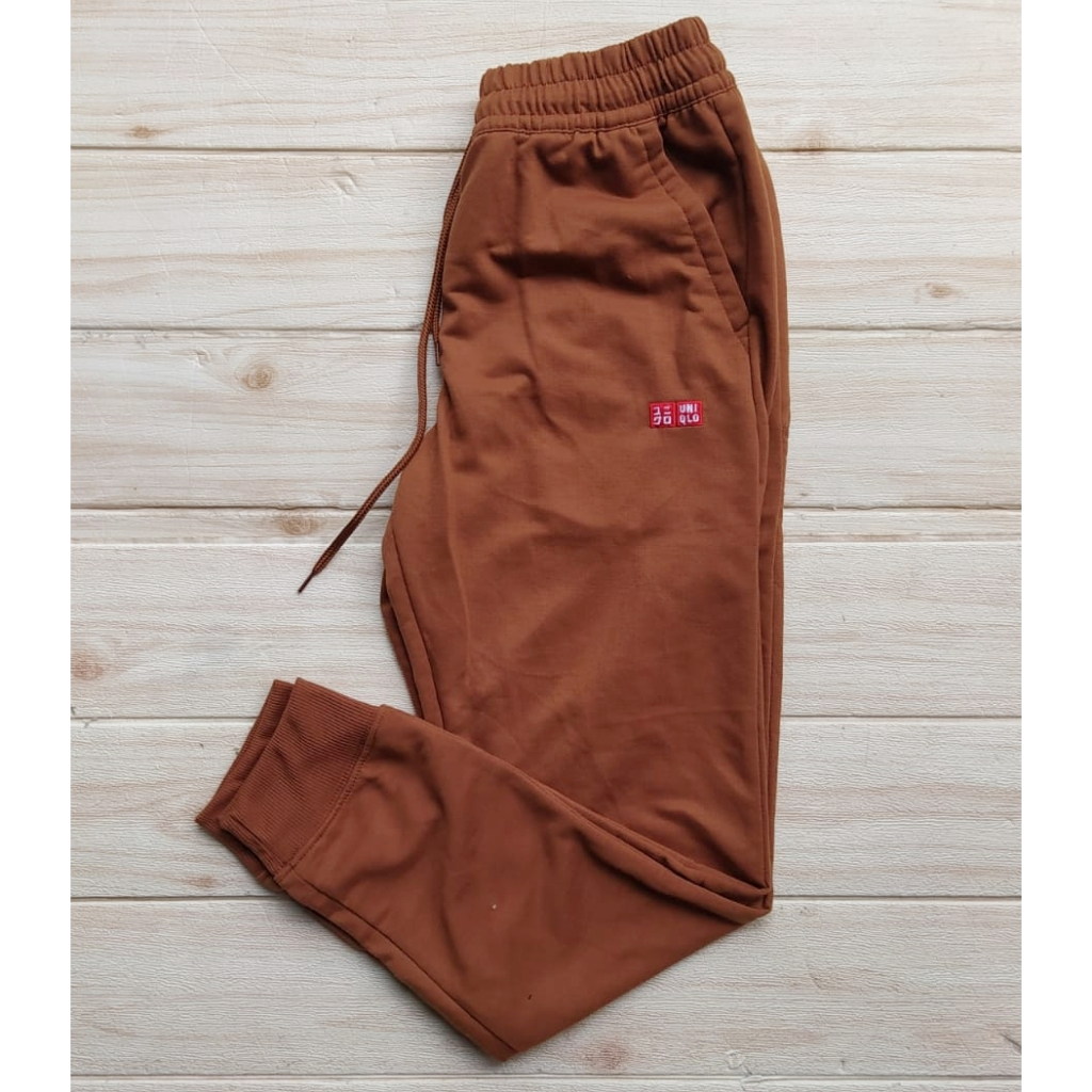 Jual Celana panjang training UNIQLO olahraga cowok cewek jogger senam