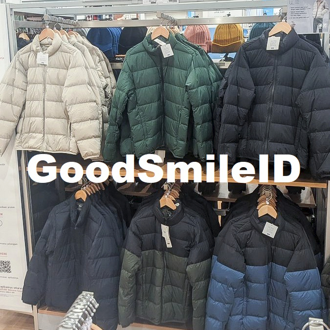 Uniqlo store jaket winter