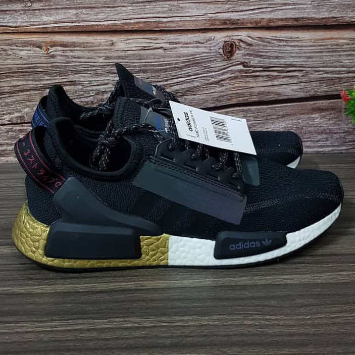 Jual Sepatu Adidas Nmd R1 V2 Black Metallic Gold Sneakers Pria Running Sport Olahraga Lari emas hitam Shopee Indonesia