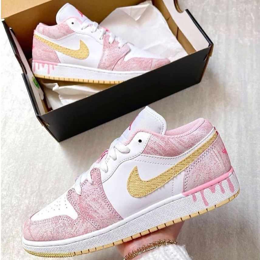 Jual Sepatu Nike Air Jordan 1 Low Paint Drip Ice Cream Pink Sneakers