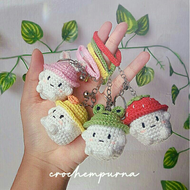 Jual Gantungan aesthetic | Gantungan rajut | Crochet keychain mushroom ...