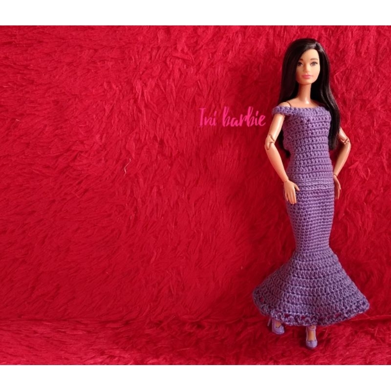 Barbie deals doll gaun