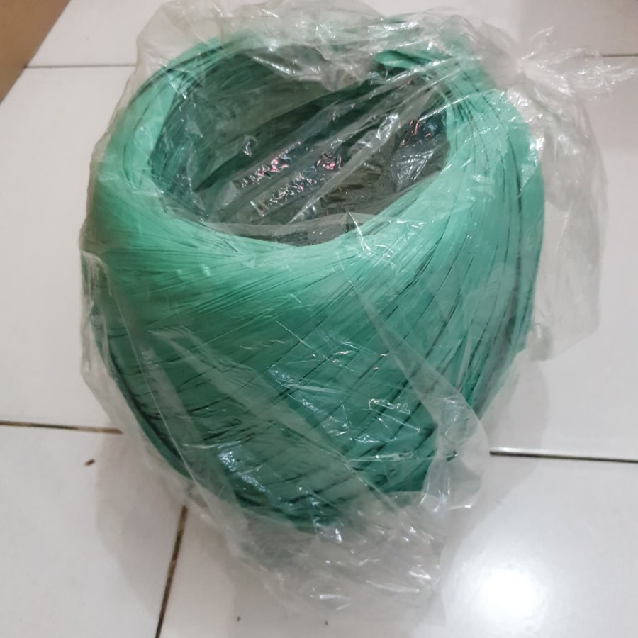 Jual TALI RAFIA WARNA HIJAU 1 KG (ASLI) | Shopee Indonesia