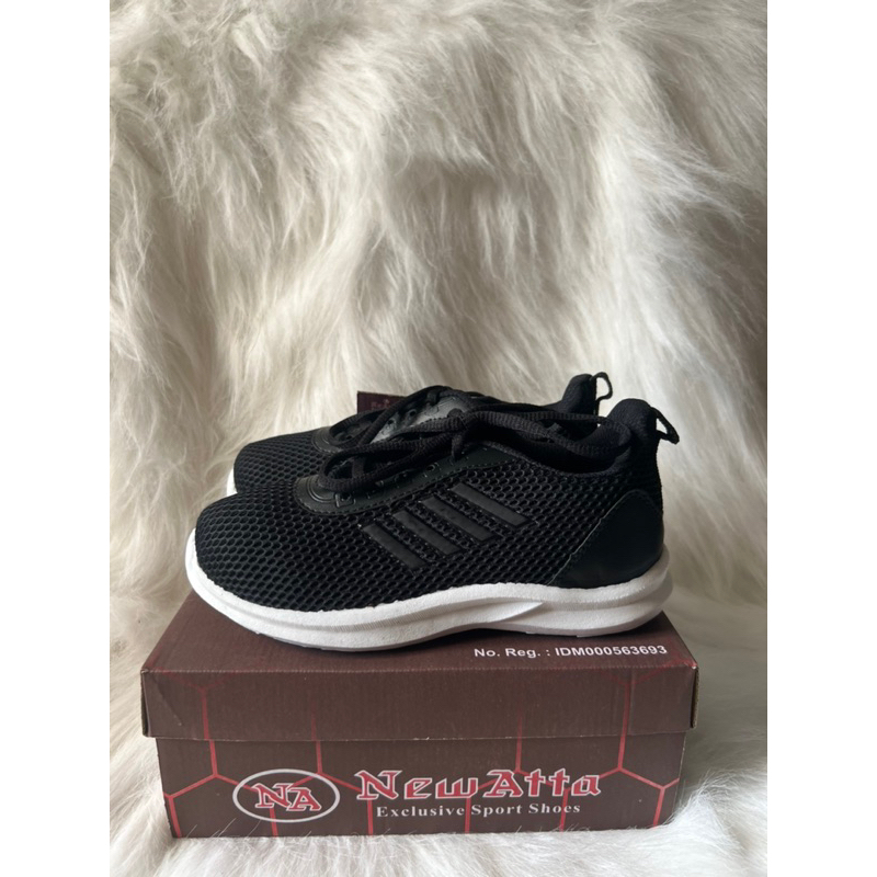 sepatu sneakers sekolah olahraga pria wanita running shoes Adineo NewAtta  Skechers Black White