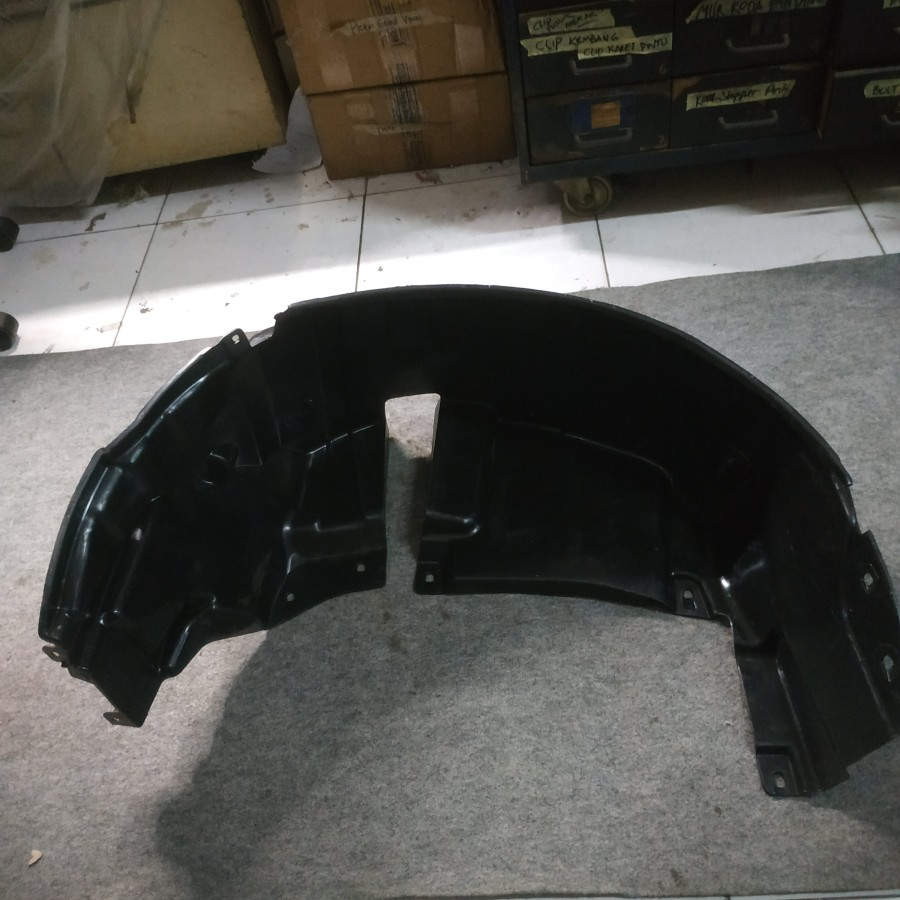 Jual Liner Fender Belakang Suzuki Ertiga ASLI SGP! Shopee Indonesia