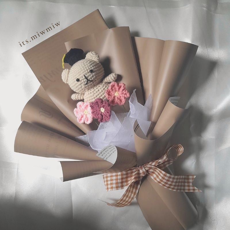 Jual By Miww - bouquet amigurumi rajut | buket wisuda graduate gift ...