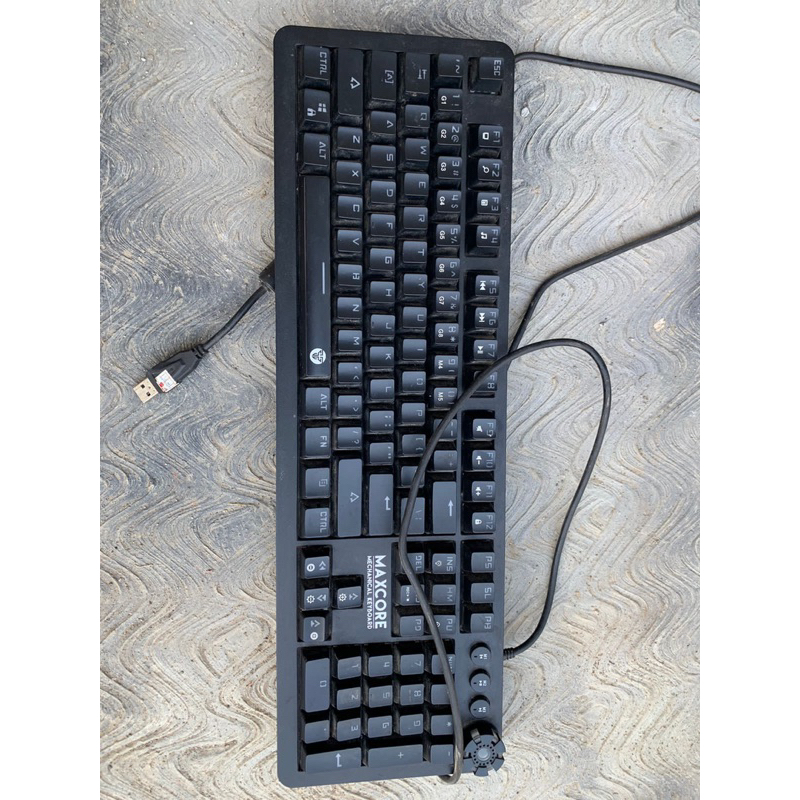 Jual Fantech Maxcore Mechanical Keyboard Gaming Second Preloved ...