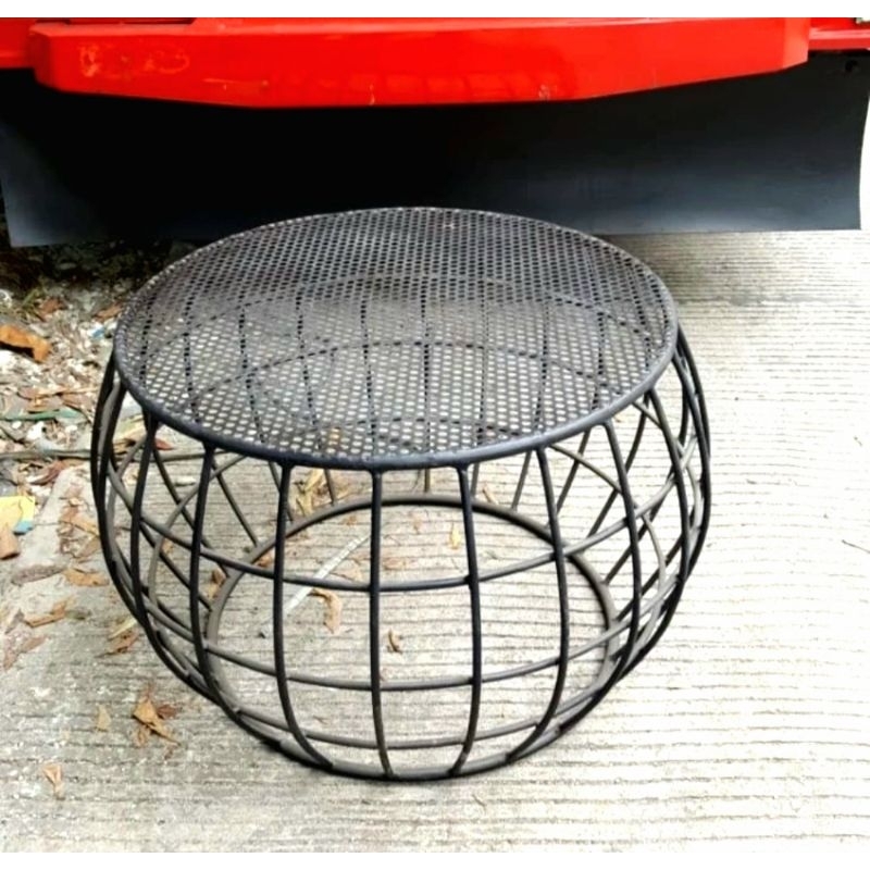 Jual meja bulat estetik aesthetic untuk di kafe teras lounge bar