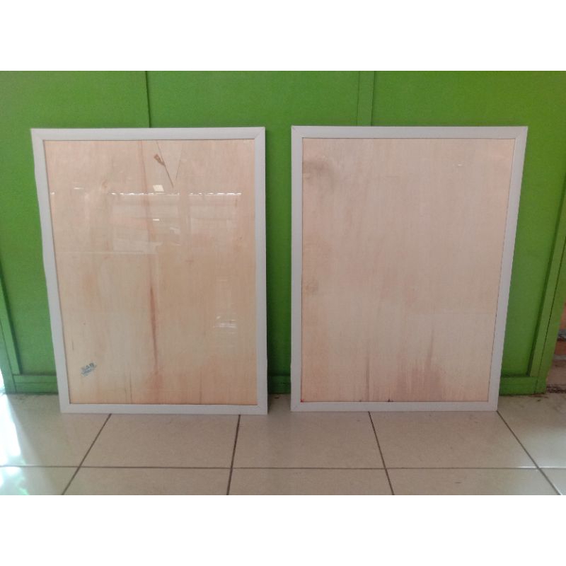 Jual pigura foto minimalis ukuran 24R untuk foto prewedding outdoor