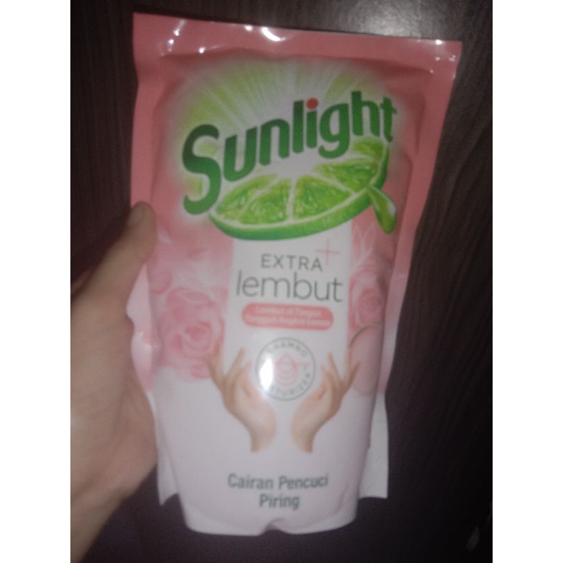 Jual Sunlight Extra Lembut Cairan Pencuci Piring 650ml Shopee Indonesia