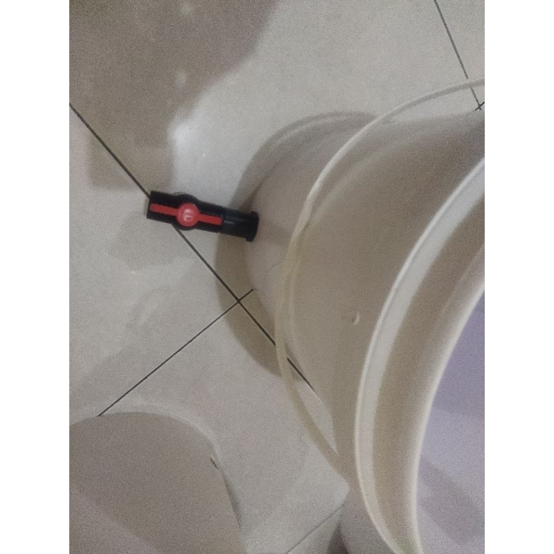 Jual ember filter kolam ikan koi, input 1/2 inch output 3/4 inch ...