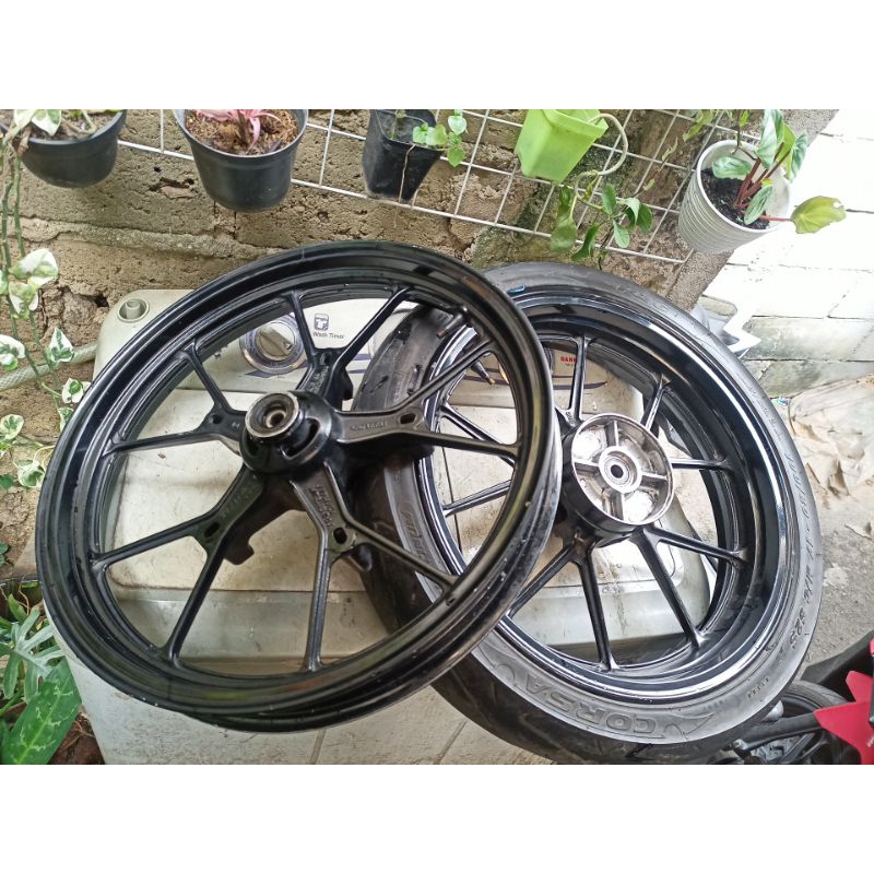 Jual Velg gsx r150 r 150 s150 s 150 150 r pelek racing palang original ...
