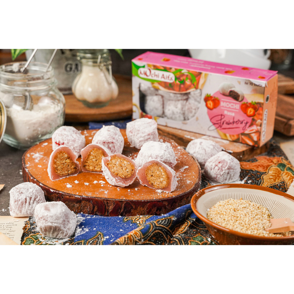 Jual Mochi Rasa Strawberry di balut sagu/wijen | Shopee Indonesia