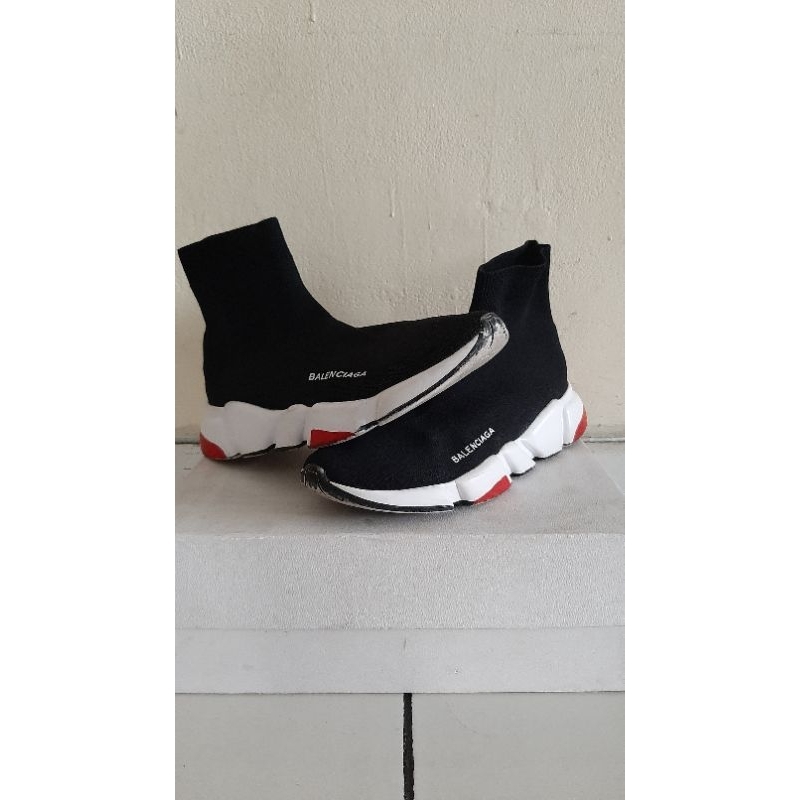 balenciaga speed trainer red
