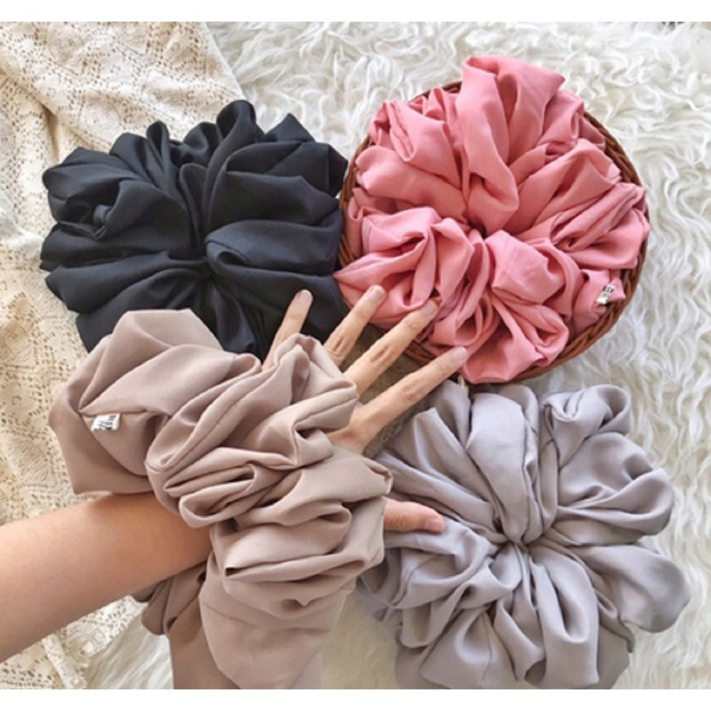 Jual CEMOL JUMBO, SCRUNCHIE RAMBUT SIZE BESAR | Shopee Indonesia