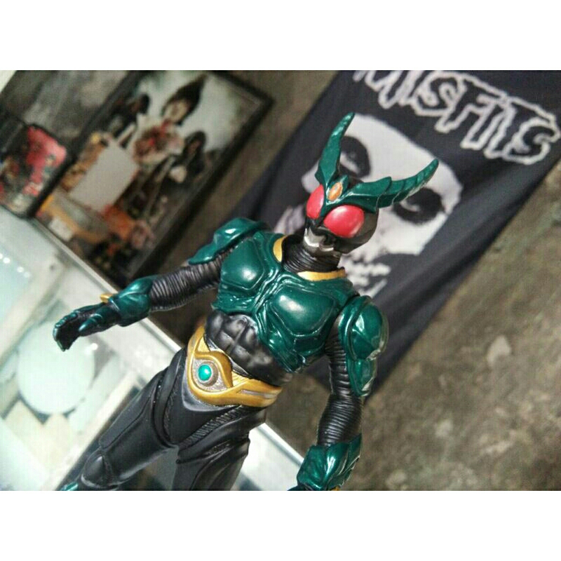 Jual KAMEN RIDER GILLS ORI BANDAI | Shopee Indonesia